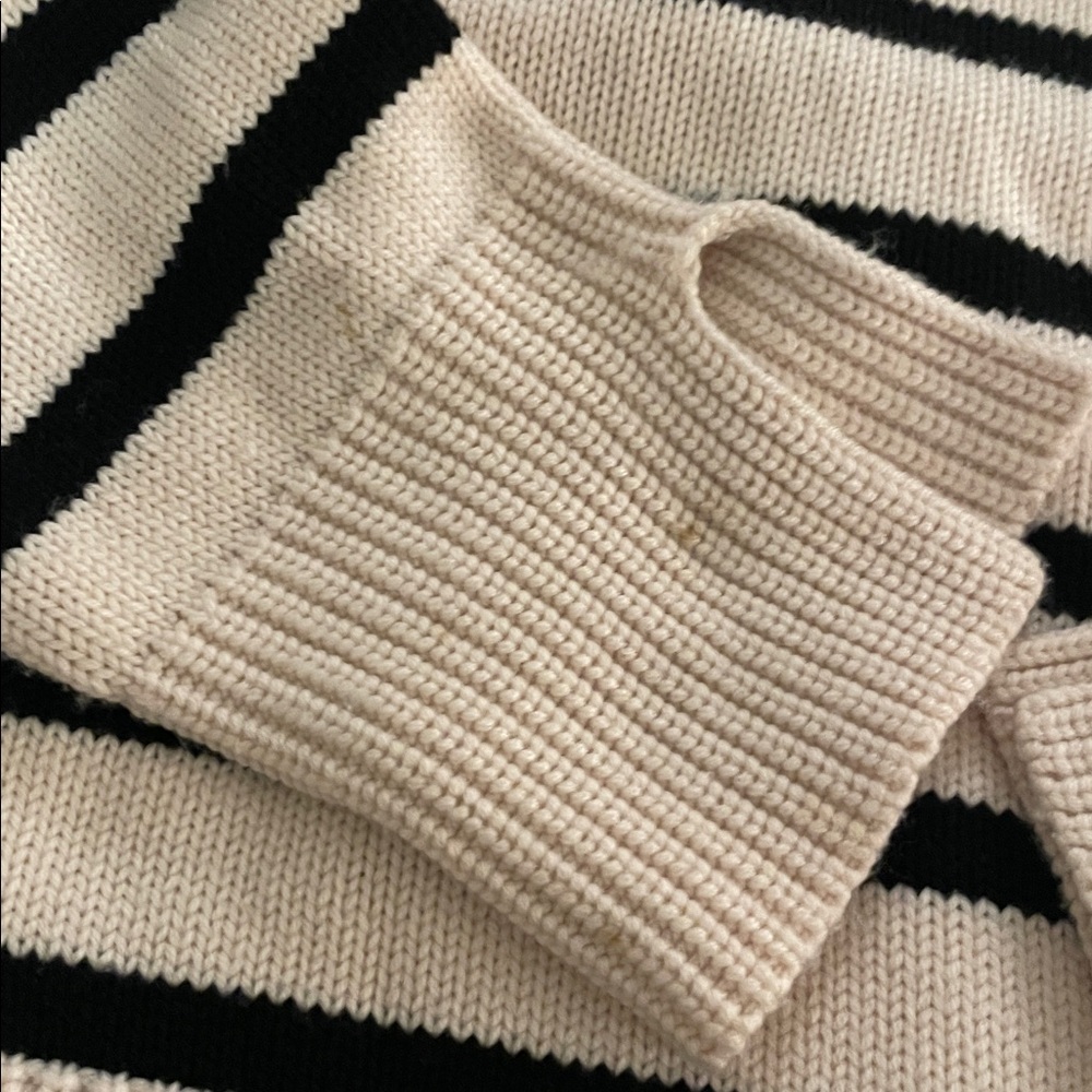 KHAITE The Evi Sweater Custard Black Stripe XS 100% Cashmere - Picture 8 of 8